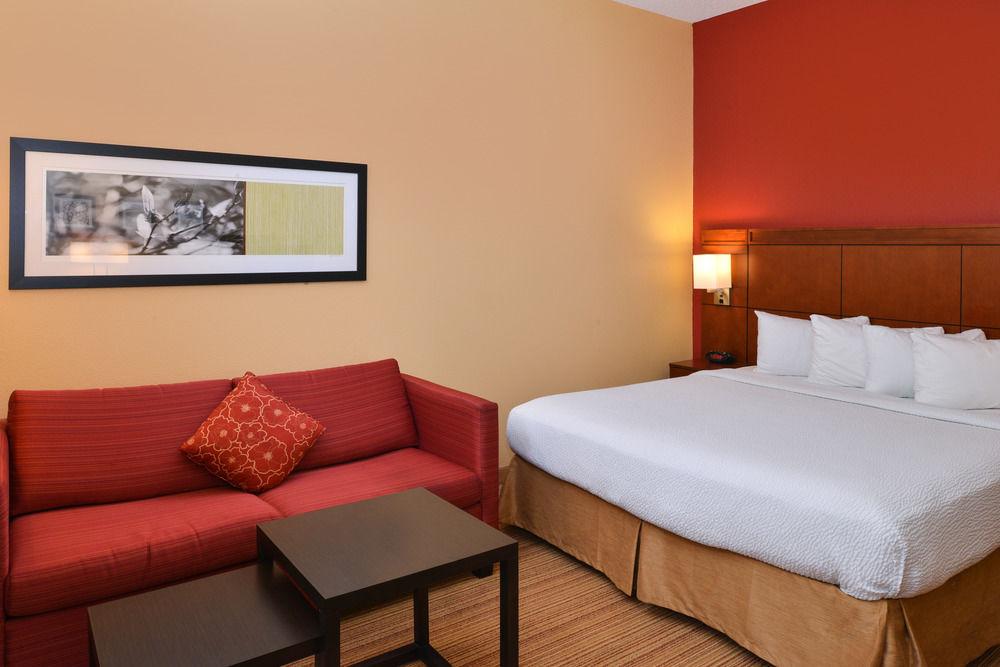 Courtyard By Marriott Columbia Northeast/Fort Jackson Area Extérieur photo