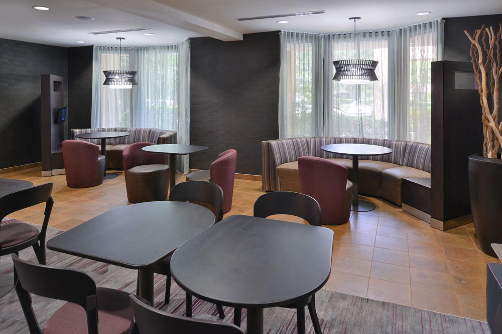 Courtyard By Marriott Columbia Northeast/Fort Jackson Area Extérieur photo