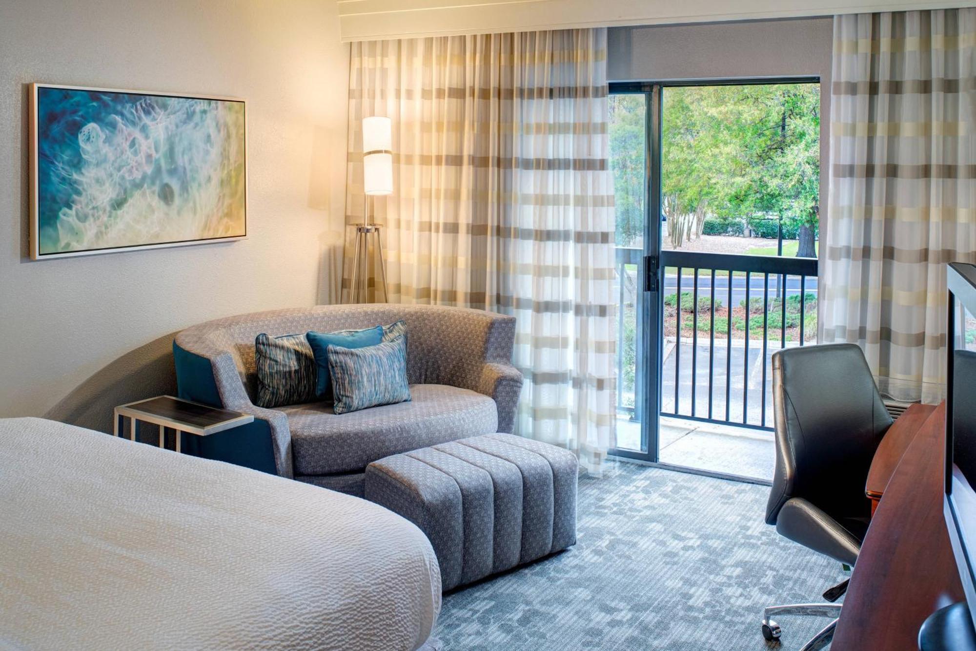 Courtyard By Marriott Columbia Northeast/Fort Jackson Area Extérieur photo