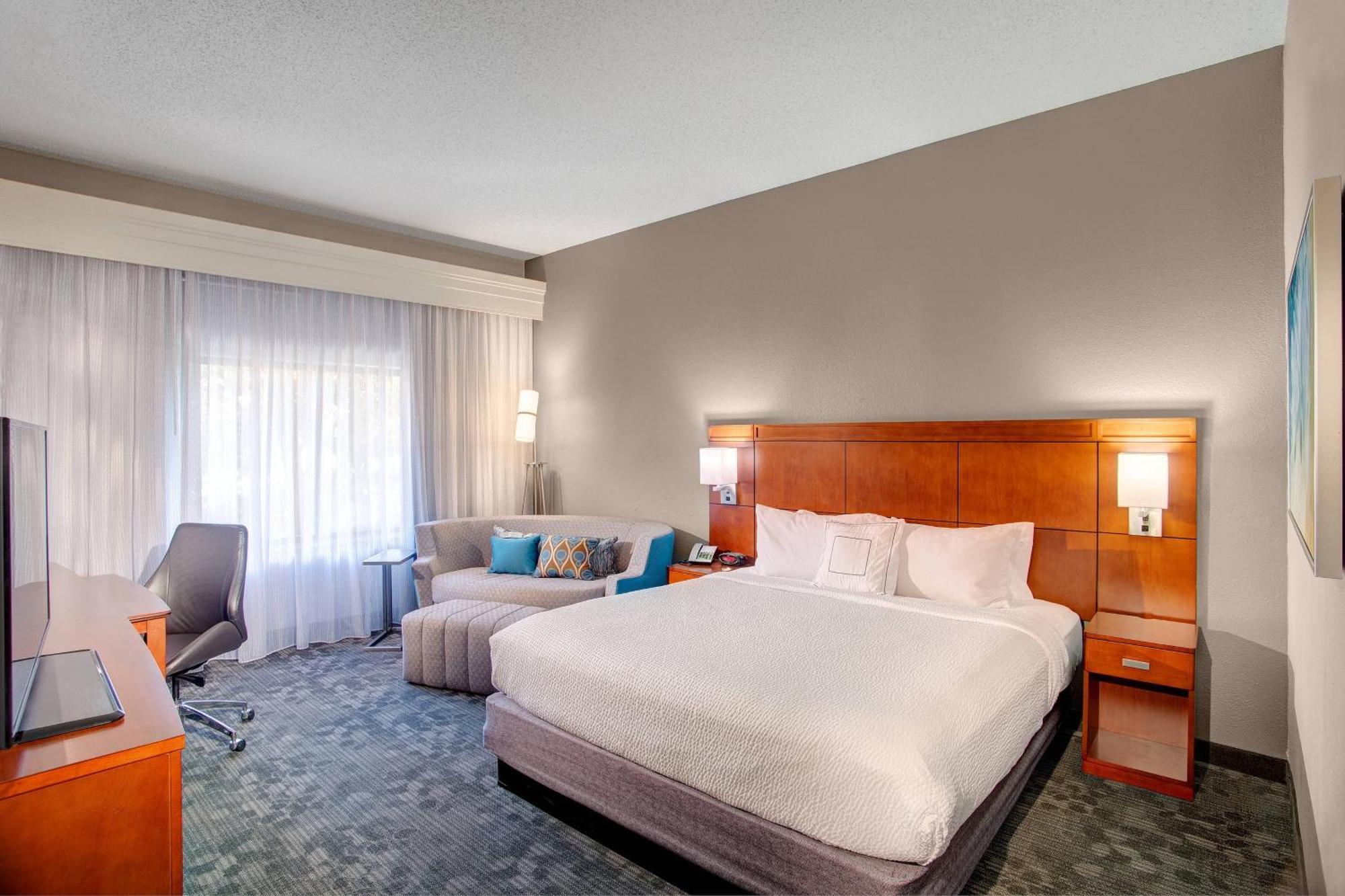 Courtyard By Marriott Columbia Northeast/Fort Jackson Area Extérieur photo