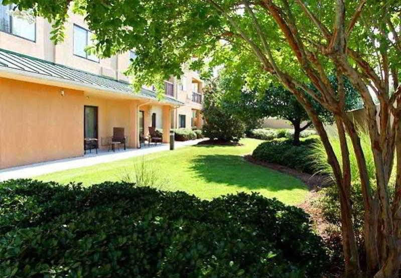 Courtyard By Marriott Columbia Northeast/Fort Jackson Area Extérieur photo